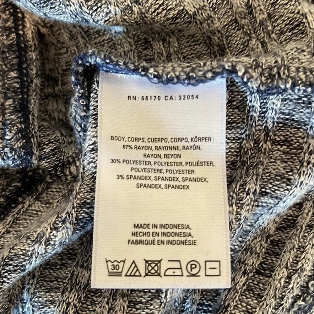 Anthropologie Sweater ✨ Size Large Long Sleeve Cowl Neck // Gray - Picture 11 of 11